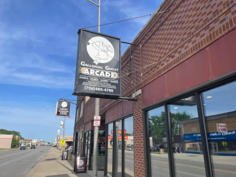 galloping-ghost-arcade-exterior-1024x768-1