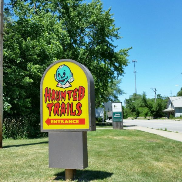 Haunted Trails Joliet sign