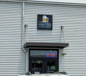 Pints & Pixels