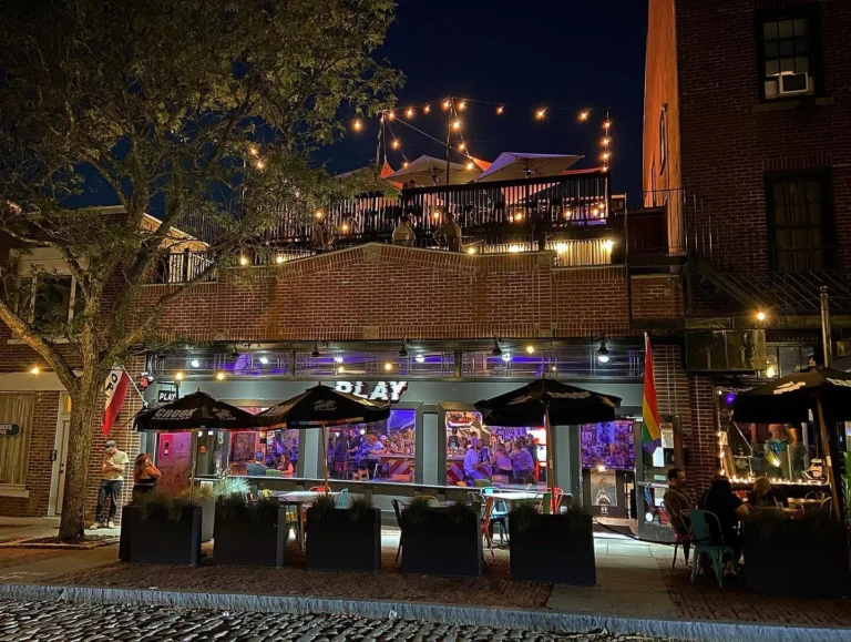 Play Arcade Bar