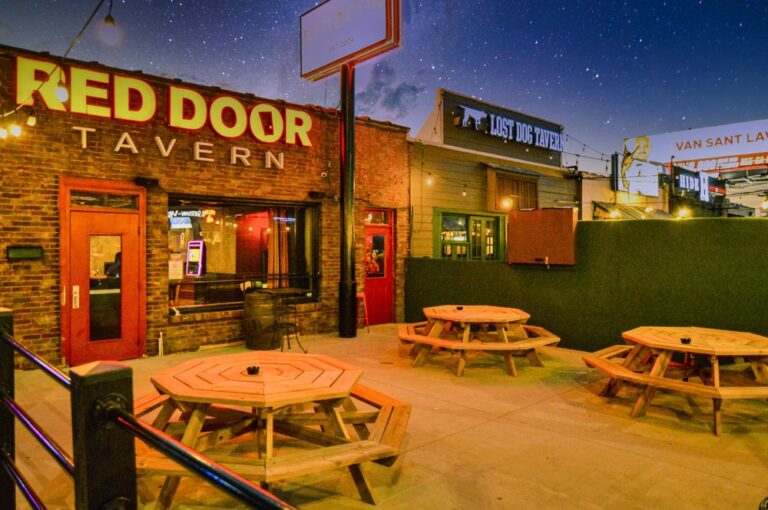 Red Door Tavern