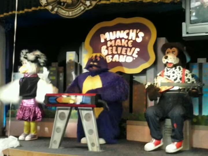 Exterior photo of ShowBiz Pizza Place: Boise, ID