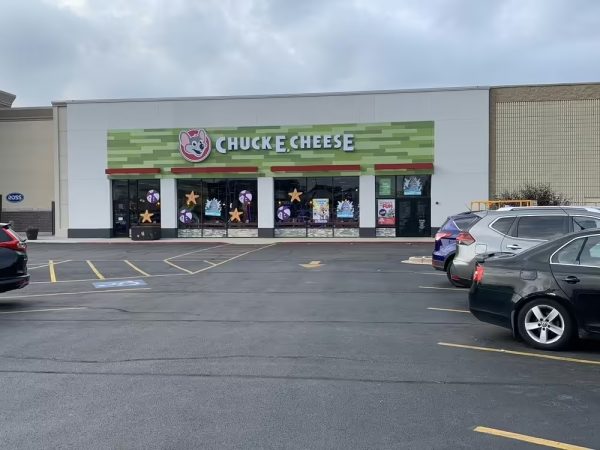 Exterior photo of Chuck E. Cheese's: Villa Park, IL