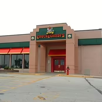 Exterior photo of ShowBiz Pizza Place: Kansas City (Antioch), MO