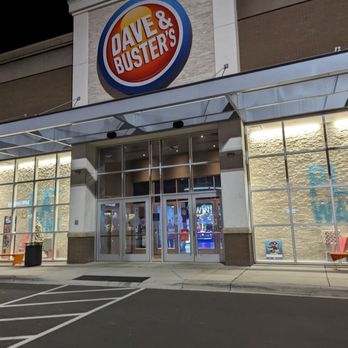 Dave & Busters: Pineville