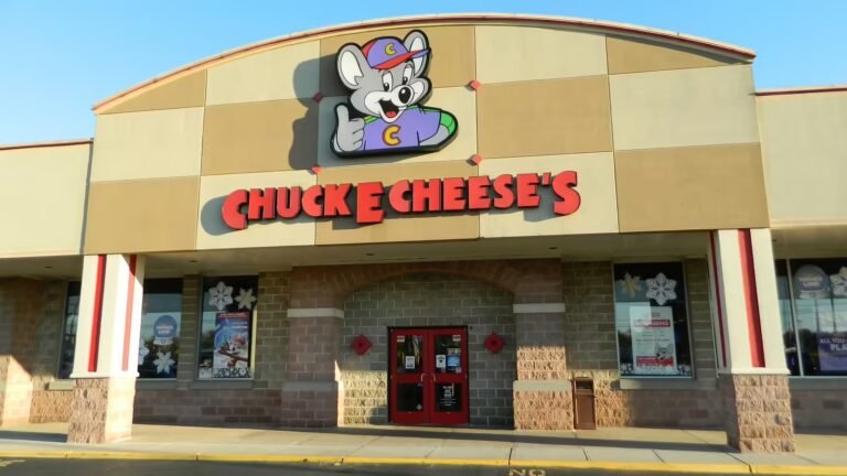 Exterior photo of Chuck E. Cheese's: Edison, NJ
