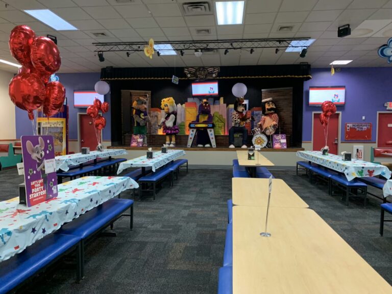 Exterior photo of Chuck E. Cheese's: North Bergen, NJ