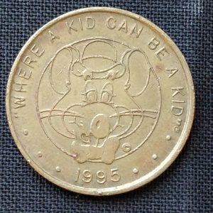 Chuck E. Cheese: 1995 Brass