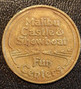 Malibu Castle & Showboat: Brass 23mm (brass)