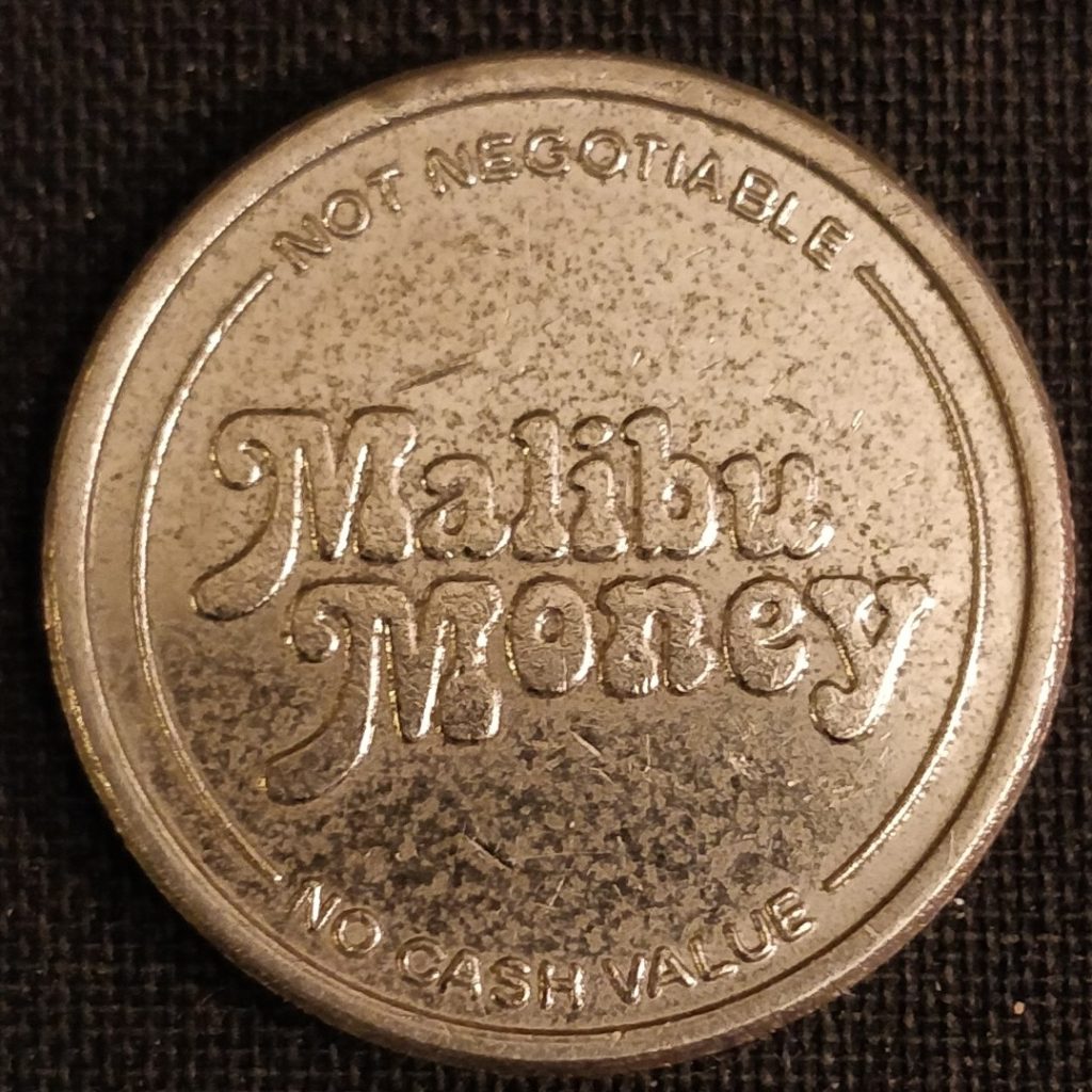 Malibu Castle & Showboat: Brass 23mm (nickel)