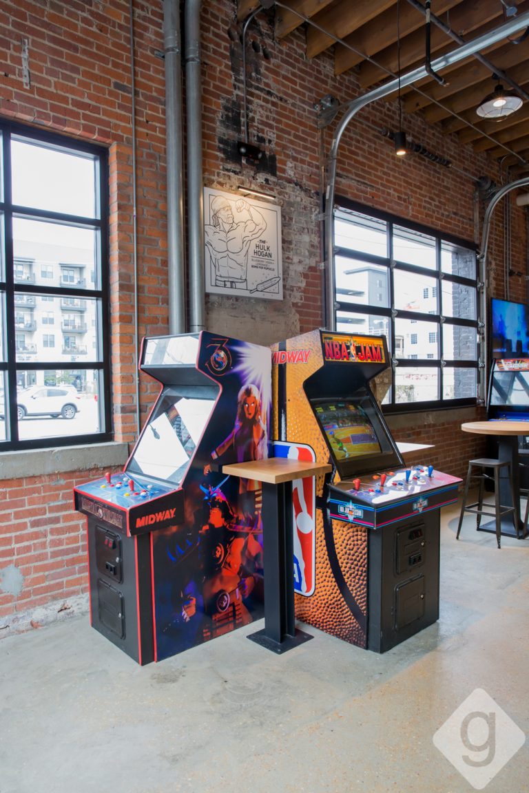 16 Bit Arcade + Bar: Nashville